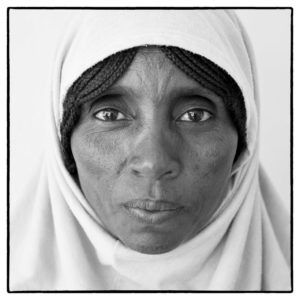 Afar Nurse, Winner of 2014 Portrait Silver Award Pris de la Photographie